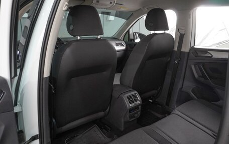Volkswagen Tiguan II, 2017 год, 1 680 000 рублей, 11 фотография