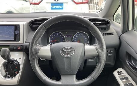Toyota Wish II, 2017 год, 1 057 000 рублей, 12 фотография
