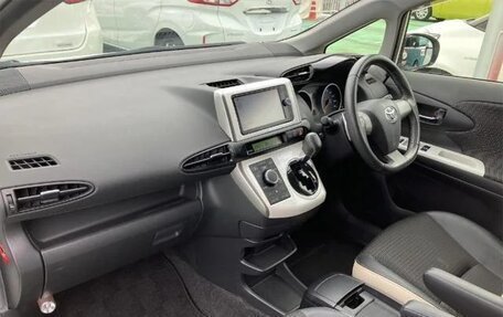 Toyota Wish II, 2017 год, 1 057 000 рублей, 13 фотография