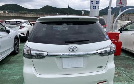 Toyota Wish II, 2017 год, 1 057 000 рублей, 7 фотография