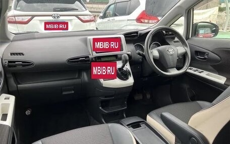 Toyota Wish II, 2017 год, 1 057 000 рублей, 10 фотография