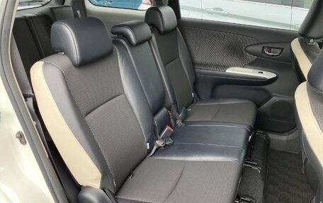 Toyota Wish II, 2017 год, 1 057 000 рублей, 24 фотография