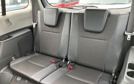 Toyota Wish II, 2017 год, 1 057 000 рублей, 33 фотография