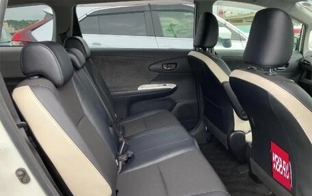 Toyota Wish II, 2017 год, 1 057 000 рублей, 31 фотография