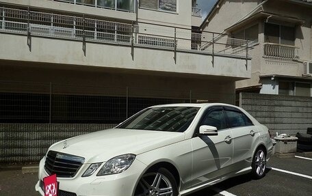 Mercedes-Benz E-Класс, 2013 год, 1 245 000 рублей, 1 фотография