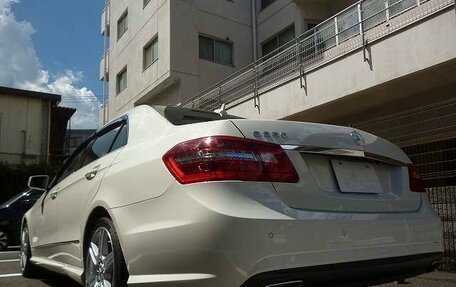 Mercedes-Benz E-Класс, 2013 год, 1 245 000 рублей, 9 фотография