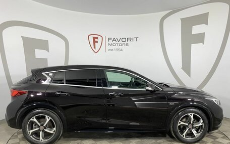 Infiniti Q30, 2017 год, 2 560 000 рублей, 4 фотография