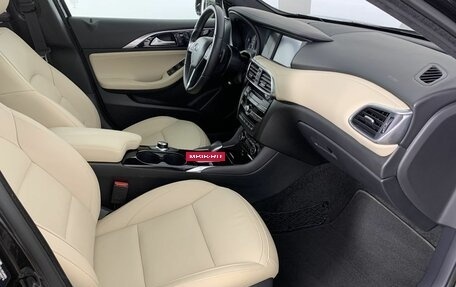 Infiniti Q30, 2017 год, 2 560 000 рублей, 14 фотография