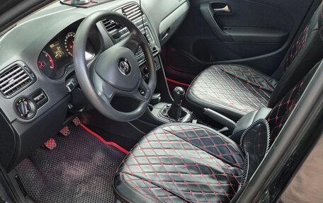 Volkswagen Polo VI (EU Market), 2015 год, 560 000 рублей, 6 фотография