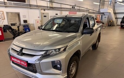 Mitsubishi L200 IV рестайлинг, 2019 год, 1 900 000 рублей, 1 фотография