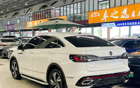 Volkswagen Tiguan II, 2022 год, 3 000 400 рублей, 4 фотография