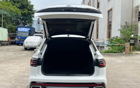 Volkswagen Tiguan II, 2022 год, 3 000 400 рублей, 18 фотография