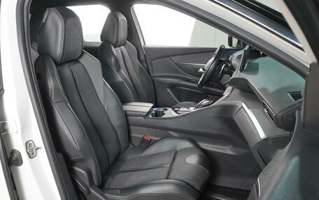 Peugeot 3008 II, 2020 год, 2 650 000 рублей, 8 фотография