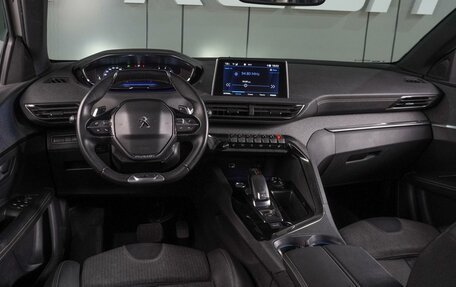 Peugeot 3008 II, 2020 год, 2 650 000 рублей, 6 фотография
