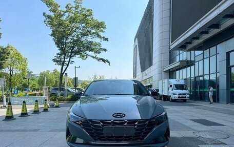 Hyundai Elantra, 2022 год, 1 295 442 рублей, 2 фотография