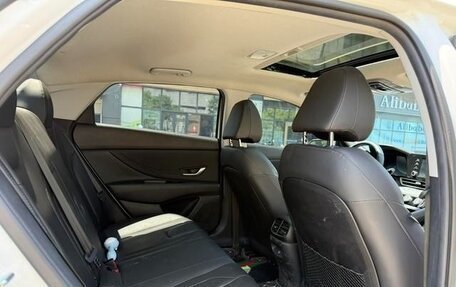 Hyundai Elantra, 2022 год, 1 403 442 рублей, 10 фотография