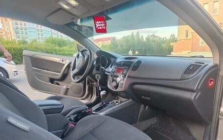 KIA Cerato III, 2010 год, 800 000 рублей, 10 фотография