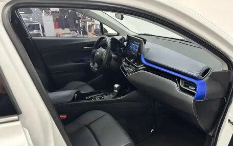 Toyota C-HR I рестайлинг, 2021 год, 2 350 777 рублей, 9 фотография