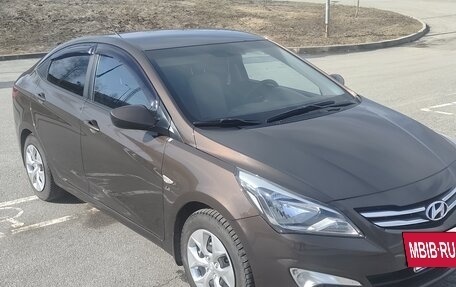 Hyundai Solaris II рестайлинг, 2015 год, 1 090 000 рублей, 6 фотография