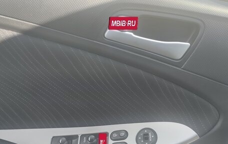 Hyundai Solaris II рестайлинг, 2015 год, 1 090 000 рублей, 12 фотография