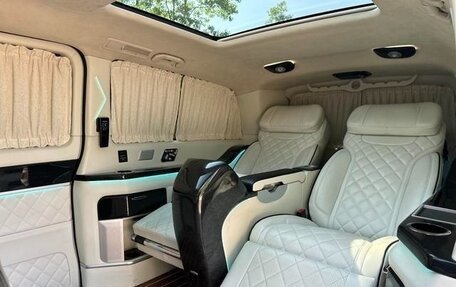 Mercedes-Benz V-Класс, 2019 год, 4 640 000 рублей, 5 фотография