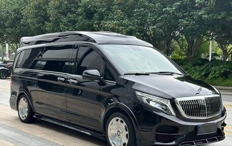 Mercedes-Benz V-Класс, 2020 год, 5 380 000 рублей, 10 фотография