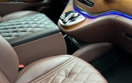 Mercedes-Benz V-Класс, 2020 год, 5 380 000 рублей, 13 фотография