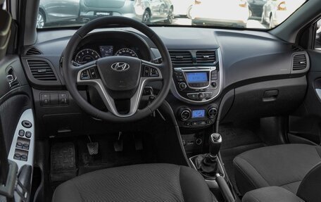 Hyundai Solaris II рестайлинг, 2012 год, 790 000 рублей, 6 фотография