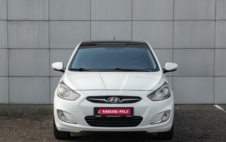 Hyundai Solaris II рестайлинг, 2012 год, 790 000 рублей, 3 фотография