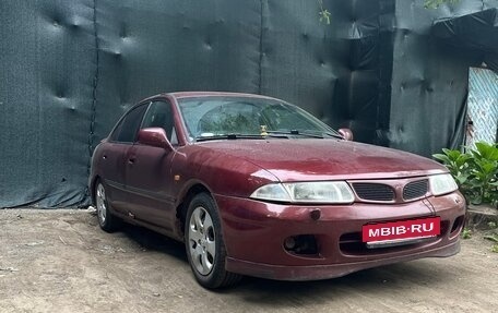 Mitsubishi Carisma I, 1996 год, 170 000 рублей, 1 фотография