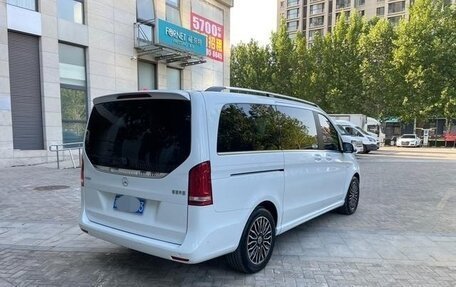 Mercedes-Benz V-Класс, 2018 год, 4 160 000 рублей, 8 фотография