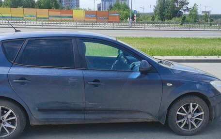 KIA cee'd I рестайлинг, 2009 год, 600 000 рублей, 3 фотография