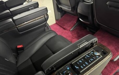 Mercedes-Benz V-Класс, 2018 год, 4 610 000 рублей, 20 фотография