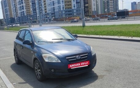 KIA cee'd I рестайлинг, 2009 год, 600 000 рублей, 2 фотография