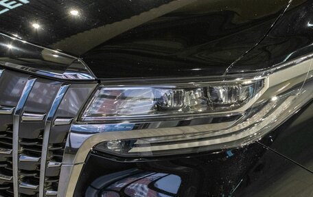 Toyota Alphard III, 2020 год, 4 990 000 рублей, 8 фотография