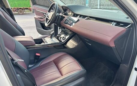Land Rover Range Rover Evoque II, 2022 год, 3 350 000 рублей, 7 фотография