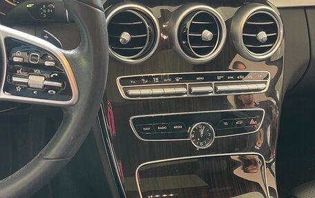 Mercedes-Benz C-Класс, 2019 год, 2 990 000 рублей, 15 фотография