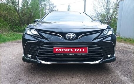 Toyota Camry, 2023 год, 3 700 000 рублей, 1 фотография
