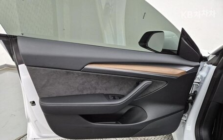 Tesla Model 3 I, 2022 год, 3 910 000 рублей, 14 фотография