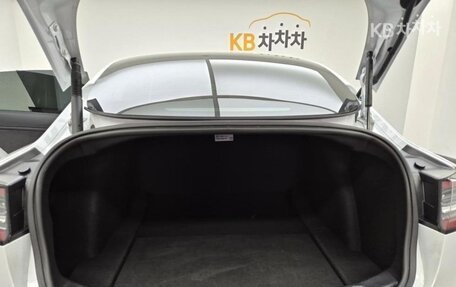 Tesla Model 3 I, 2022 год, 3 910 000 рублей, 13 фотография