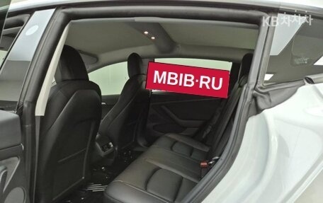 Tesla Model 3 I, 2022 год, 3 910 000 рублей, 12 фотография