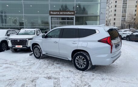 Mitsubishi Pajero Sport III рестайлинг, 2020 год, 3 750 000 рублей, 6 фотография