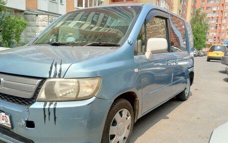 Honda Mobilio Spike I рестайлинг, 2006 год, 550 000 рублей, 4 фотография