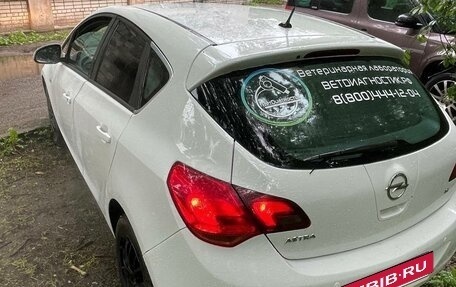 Opel Astra J, 2011 год, 665 000 рублей, 3 фотография