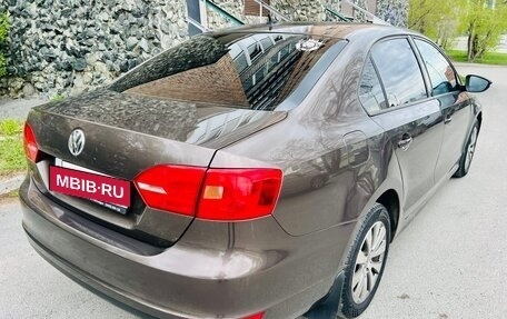 Volkswagen Jetta VI, 2011 год, 649 000 рублей, 14 фотография