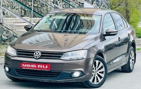 Volkswagen Jetta VI, 2011 год, 649 000 рублей, 26 фотография