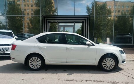 Skoda Octavia, 2019 год, 1 879 000 рублей, 9 фотография