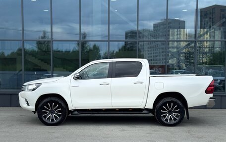 Toyota Hilux VIII, 2019 год, 2 680 000 рублей, 8 фотография