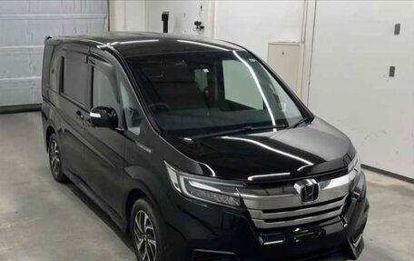 Honda Stepwgn IV, 2020 год, 2 470 000 рублей, 1 фотография