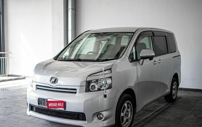 Toyota Voxy II, 2009 год, 1 569 000 рублей, 1 фотография